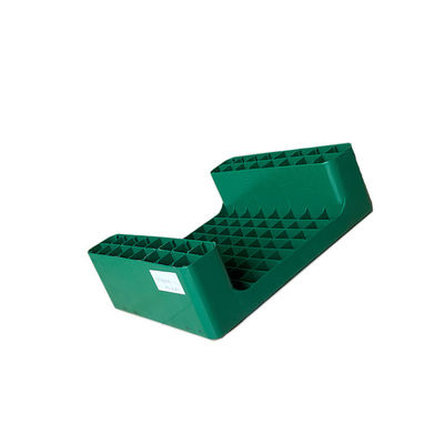 Palette en plastique verte empilable de l'entrepôt 450x350 de pp pour le port